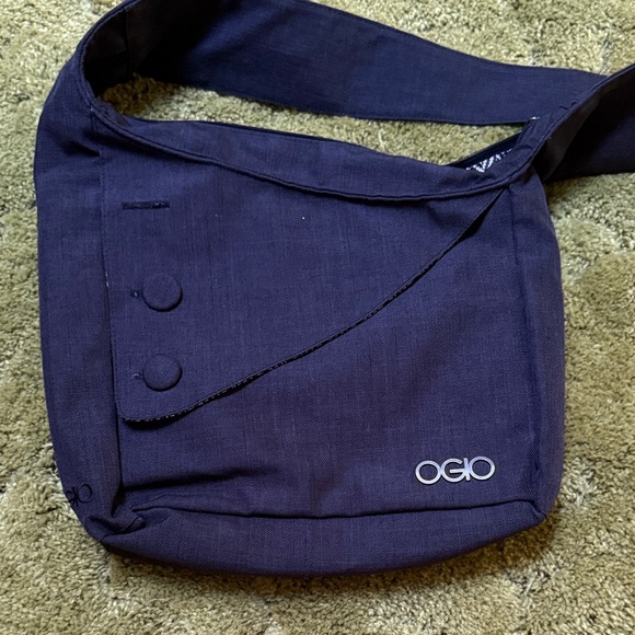 OGIO Dark Blue Men's Messenger Bag - Picture 1 of 3